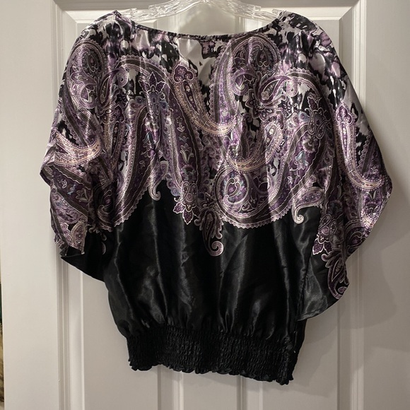 Byline blouse size medium - Picture 3 of 3